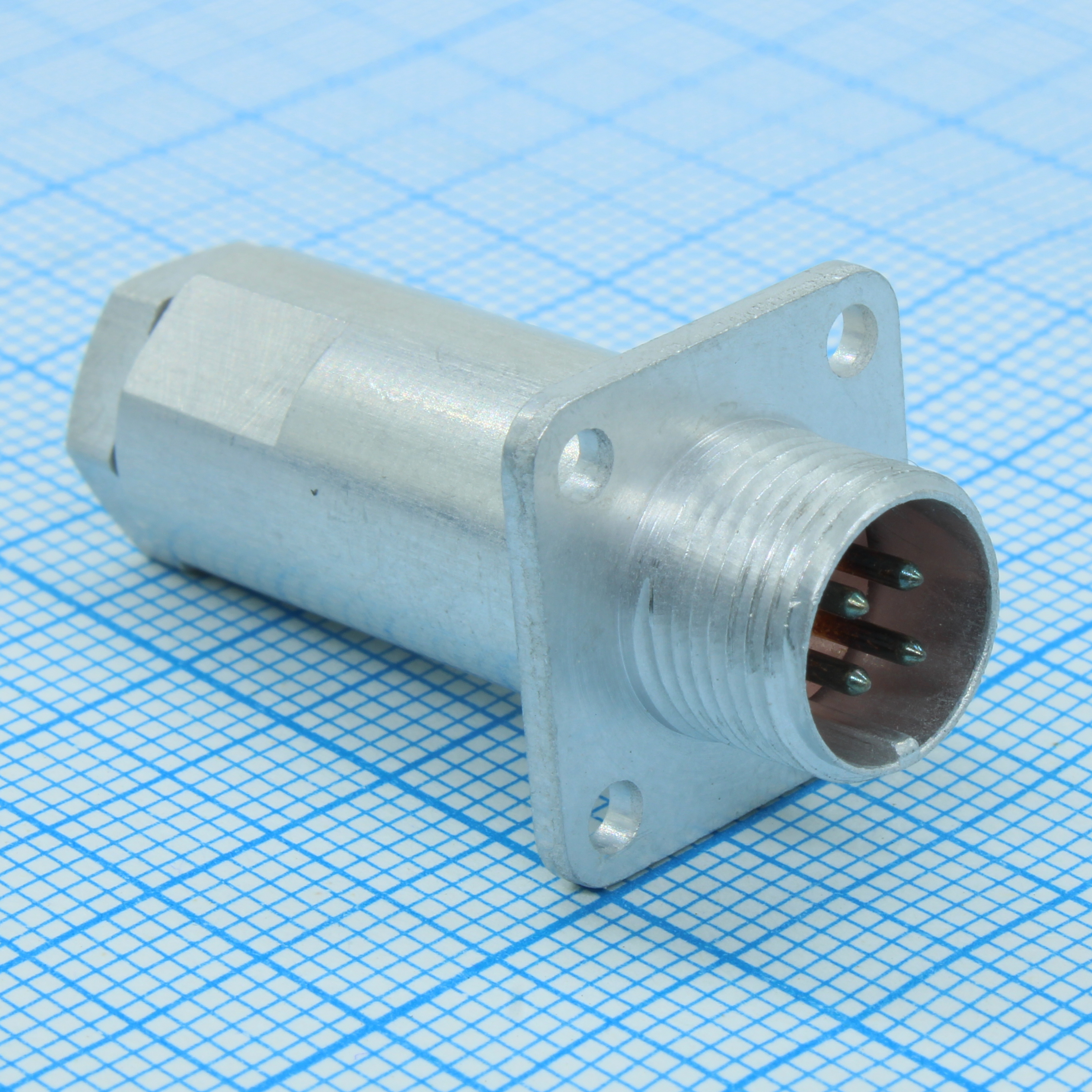 ��4� ����� �/�