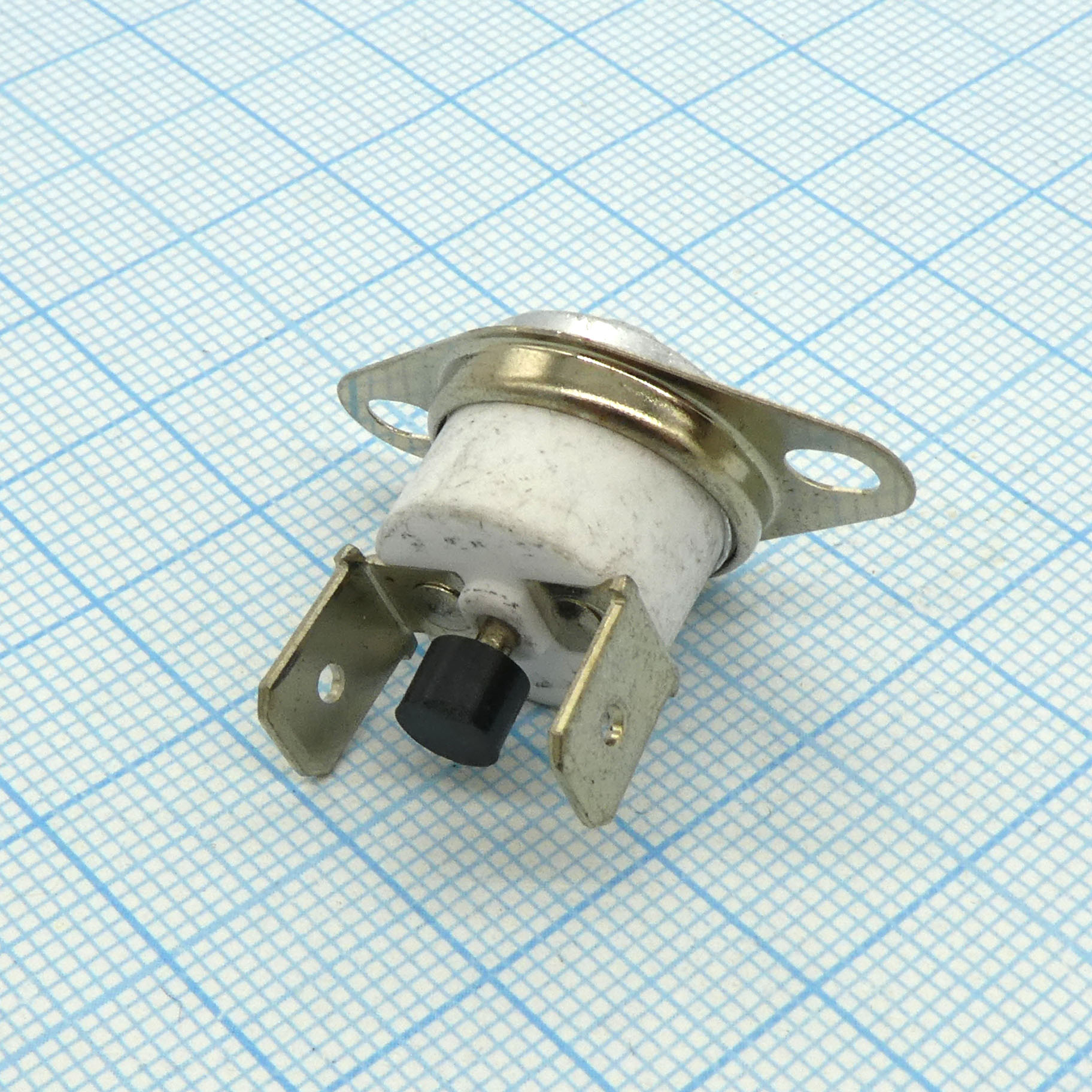 KSD301T 250� 250� 16�