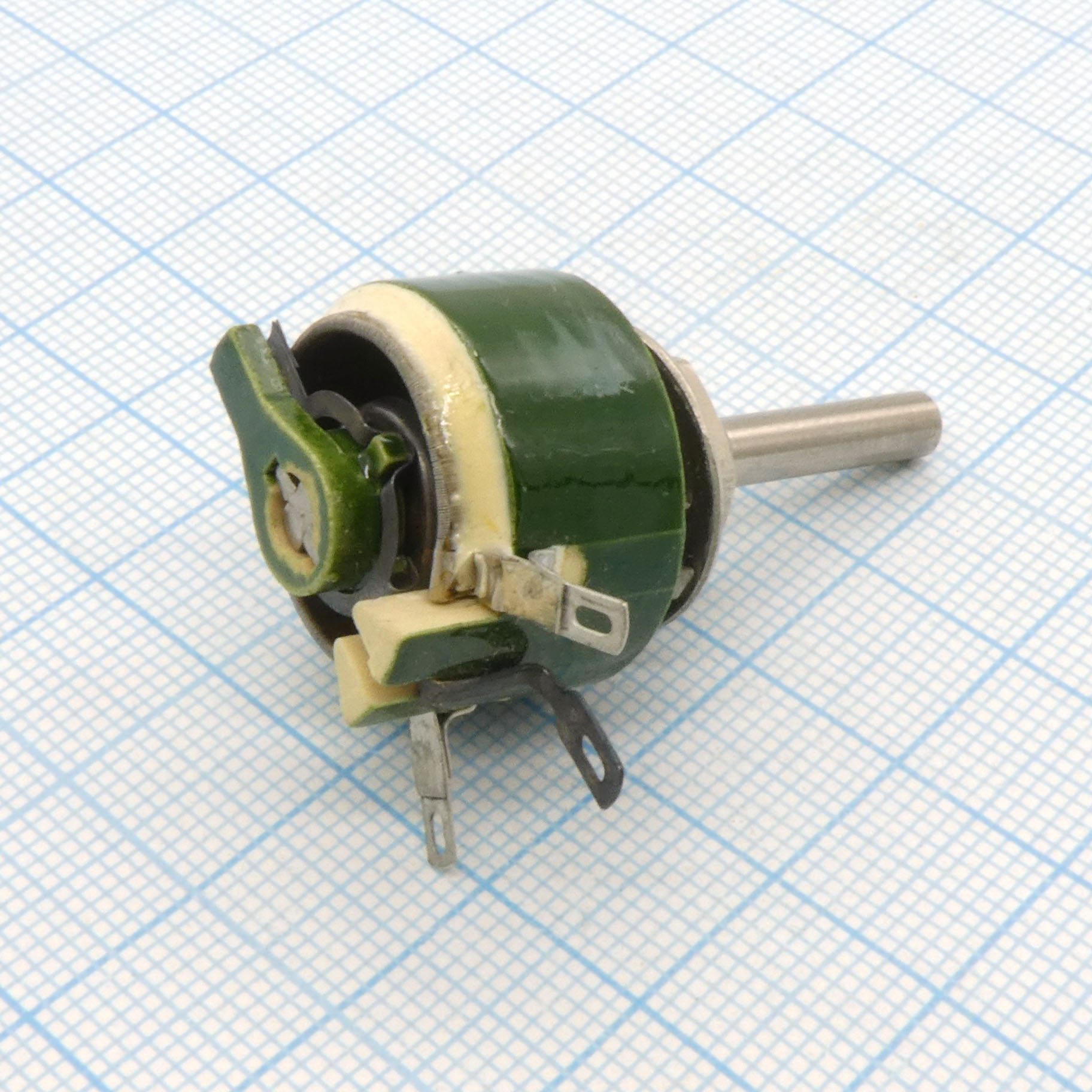 ���-2�     220 �10%