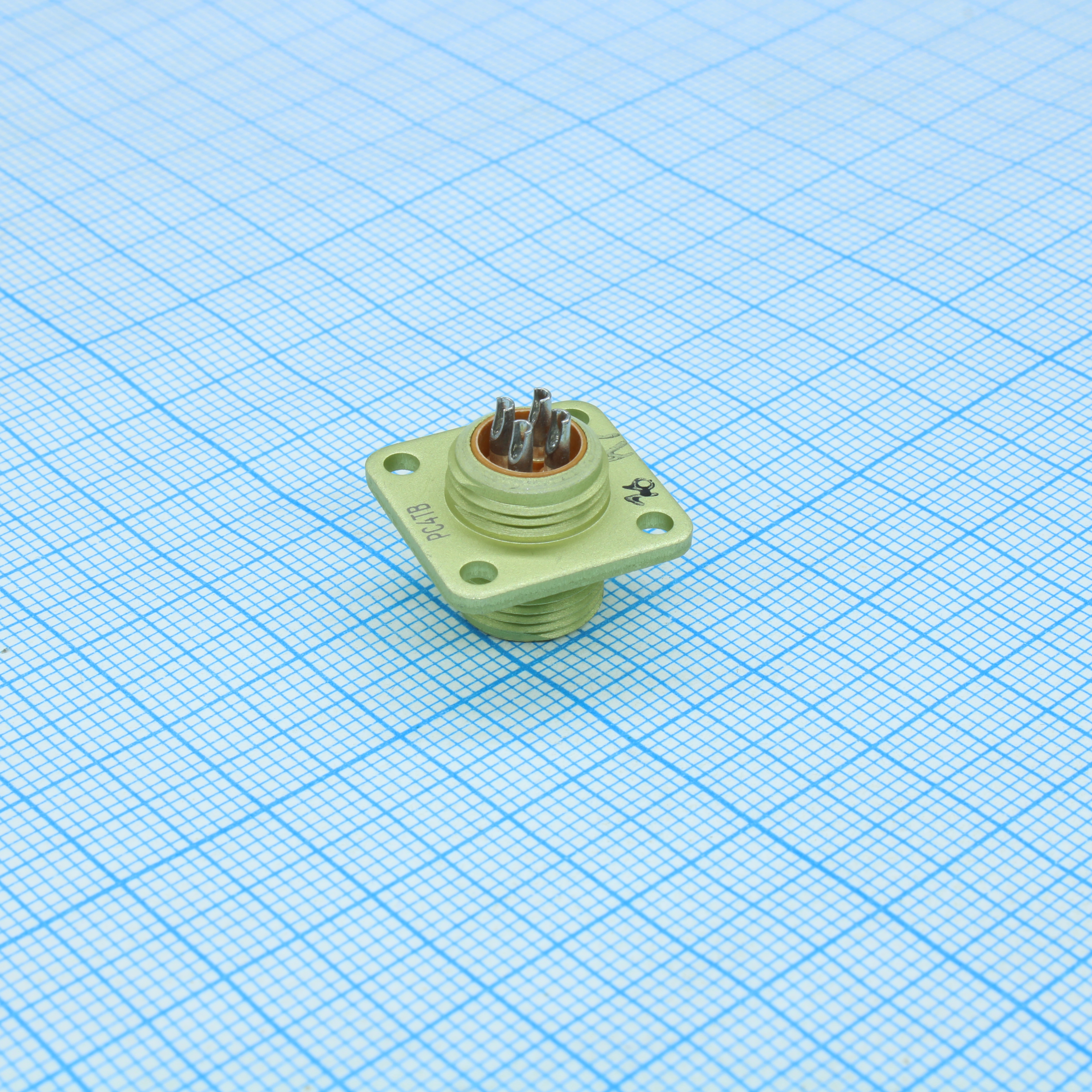 ��4�� �����