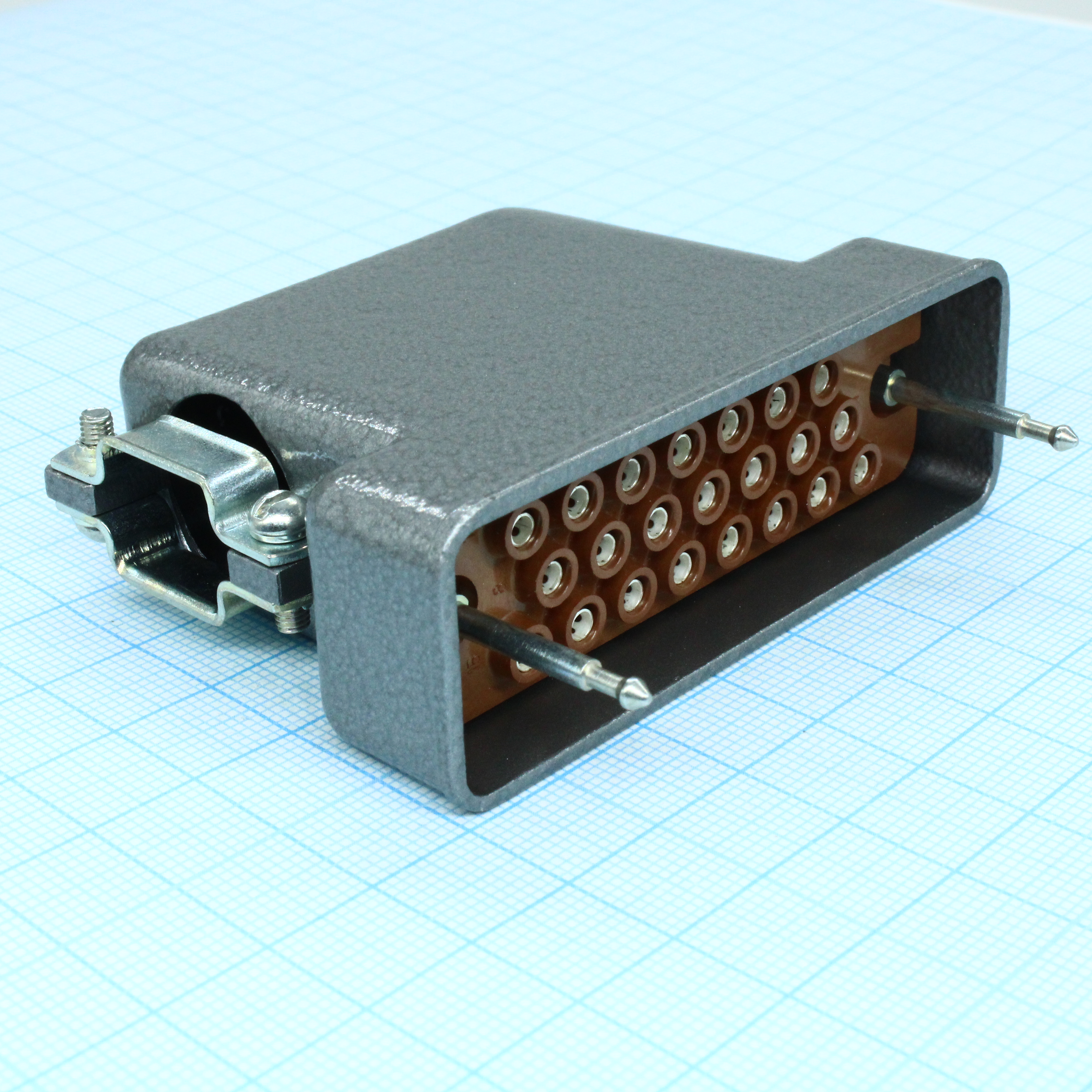 ��10-22 �� ������� �/�