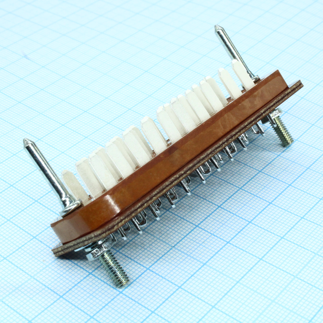 ��14-30 � �����