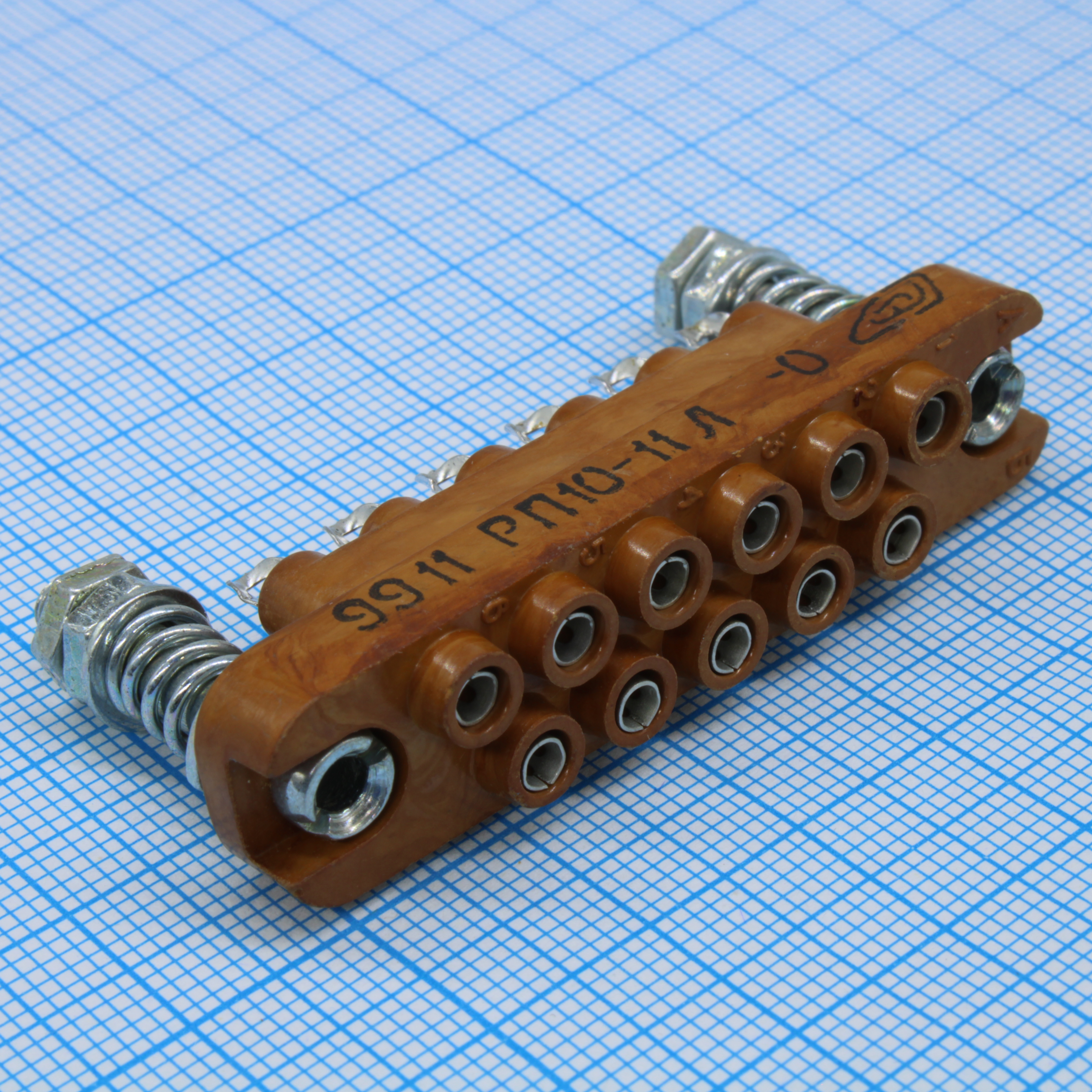 РП10-11 Л-О розетка