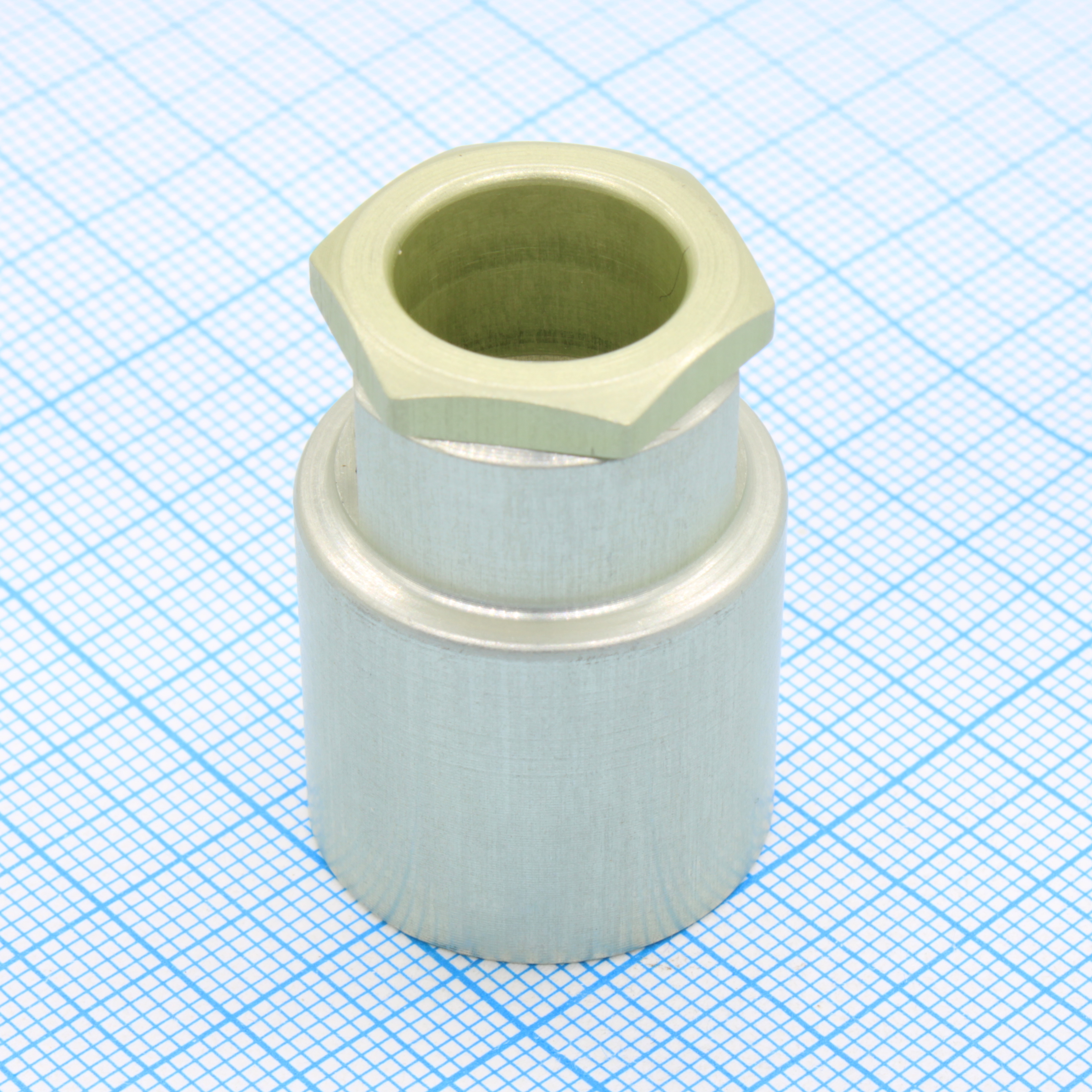 ��32 �����