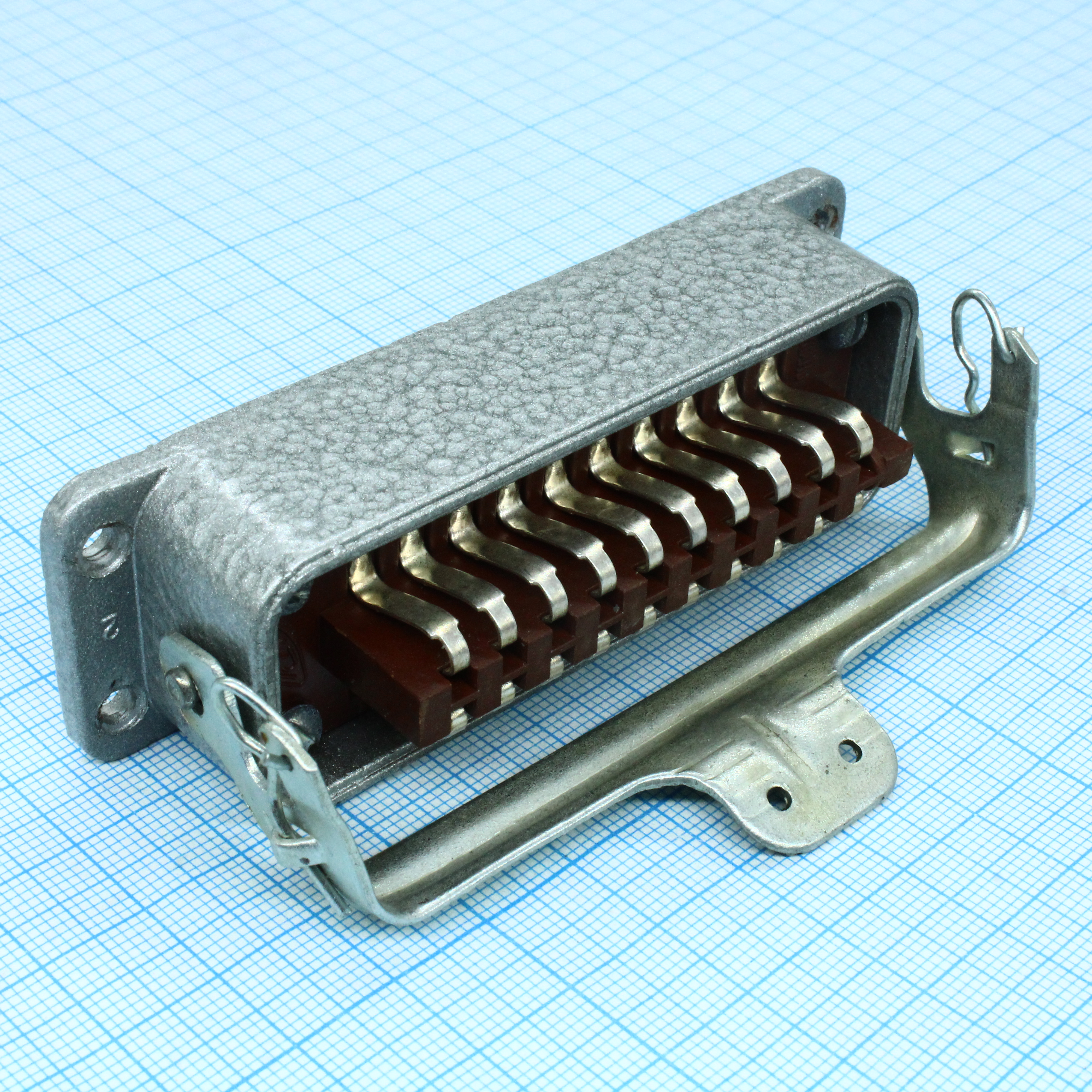 ������-20